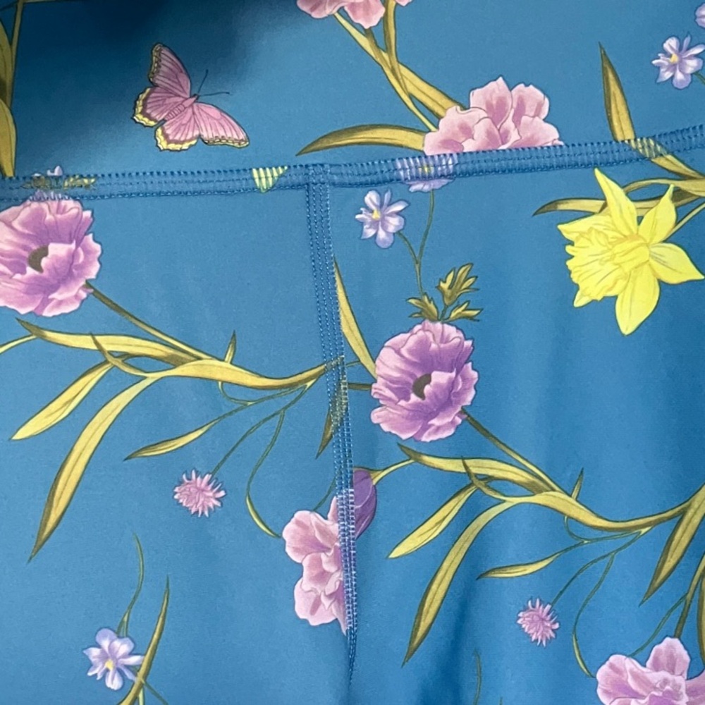 Fabletics Oasis PureLuxe Blue Floral Leggings - Picture 8 of 8
